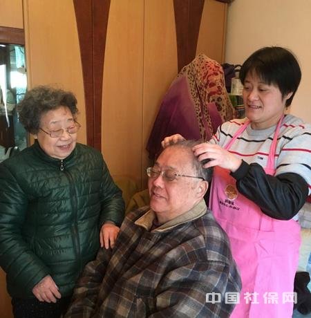 点击进入下一页