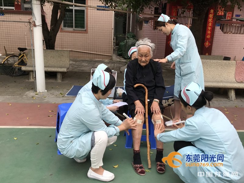 ݸӼģʽ Щ߱ҽԱΧת